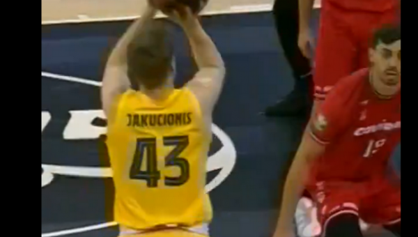 K. Jakučionis žaidė naudingai, o „Barcelona“ pateko į finalą